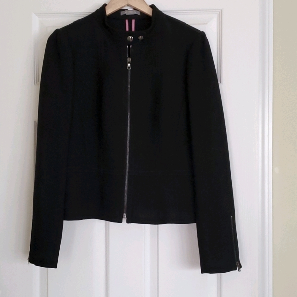 Black zip up blazer